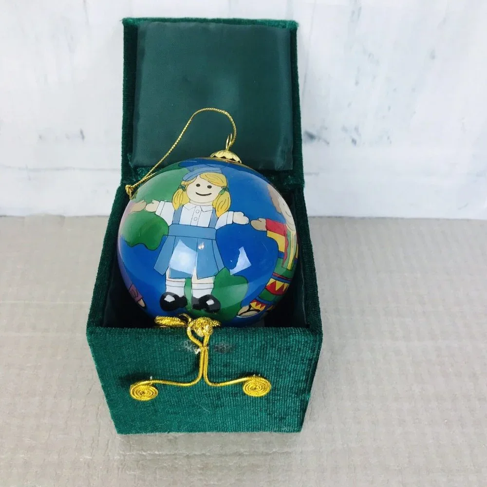 Pier 1 Li Bien International Children 3 inch Christmas Ornament Box & Card